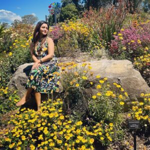 Nishat Priom Instagram - Spring is here….🌸🌺🌼🌹
#nishat_priom
