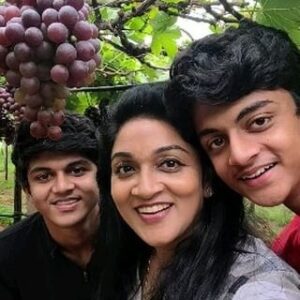 Nitha Promy Instagram - In the book of life , the chapters with my children are the ones I constantly revisit, finding new meankng and joy with each turn of the page ..Thought of sharing it here ...

#family #memories #instagram #instareels #reels #boi #instagramera #nithapromy #ronithpromy #richardpromy  #malayali #mallu #love #happiness