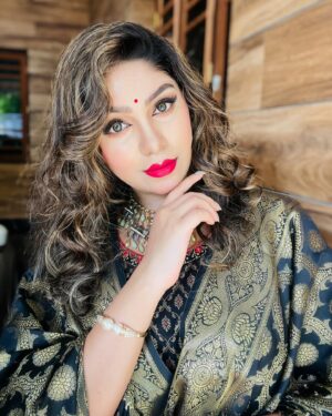 Niyuktha Prasad Instagram - May your home be blessed with warmth, your heart with contentment and your life with prosperity. Eid Mubarak🤲🏻🕌

#pic #favourite #home #ootd #picture #tradition #traditionalwear #love #explore #happiness #life #selfie #portraitphotography