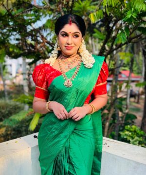Niyuktha Prasad Instagram - Being PARVATHI❤️

#zeekeralam #actor #traditional #love #saree #kerala #keralagallery