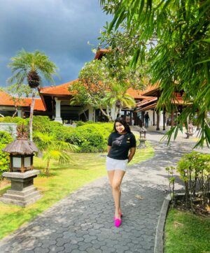 Niyuktha Prasad Instagram - Sunlit☀️✨

#indonesia #picture #sunrise #sunnyday #ootd #good #weather #pleasant #morning