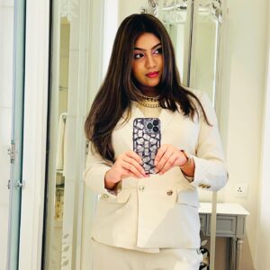 Niyuktha Prasad Instagram - Survival Of The Fittest🌍✨

Being a VERSACE Woman 

@palazzoversacedubai 

#dubai🇦🇪 #picoftheday #zara #zaraoutfit #love #palazzoversacedubai #insta #instaphoto #ootd #explore