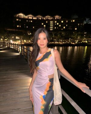 Noella Sisterina Instagram - It’s been a roller coaster year but grateful despite everything that happened, let’s close this chapter. Cheers to 2024 🥂