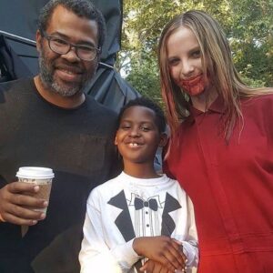 Noelle Sheldon Instagram - Looking like a snack lol. Us is coming to digital/DVD and Blueray on June 4th and June 18th respectively and you should definitely watch it again and again! It gets better every time! 🍿✂️