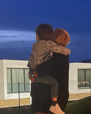 Noémia Costa Instagram - Faz hoje 4 anos que nasceu o meu neto Lucas.
Obrigada à minha filha e genro por me darem este  Amor Maior.
A Mãe é o prato principal da minha vida.
O Lucas é a sobremesa da minha vida.
E a minha Gratidão a Deus é Imensa, Intensa e será Eterna, por tamanha Benção.
Protege Sempre e Grandemente este menino meu Deus. 
E se for de Tua vontade deixa-me vê-lo crescer , vê-lo ser o Homem de bem que vai ser.
Lucas significa o Iluminado e ele é. 
Doce, meigo, amigo,ternurento e diz amo-te, porque sabe o que é amar e ser amado.
Tem um dia muito Feliz meu Amorzinho junto de nós que te Amamos Muito. 
Vó Néné ♥️♥️♥️♥️♥️♥️♥️♥️♥️
@joanafranca_oficial @nunopiresoficial