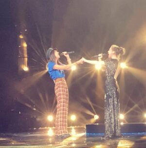 Nolwenn Leroy Instagram - Elle n’a pas que l’amour. Elle a le talent et l’authenticité💎 Bravo à @annesila pour son formidable parcours @thevoice_tf1 Tellement mérité♥️🏆♥️