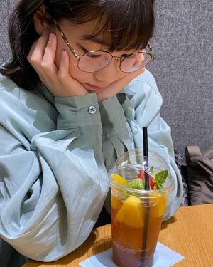 Nono Maida Instagram - たくさんのお祝いコメント、本当にありがとうございます💕

写真は私のお気に入りの
フルーツティー🍓🍊🍑🥝🍍 です🍹
めっちゃ美味しかった〜🥰
ごちそうさまでした🙏