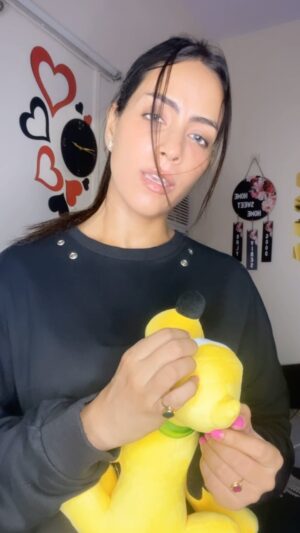 Noor Malabika Instagram - 🖤🖤🖤❤️‍🩹