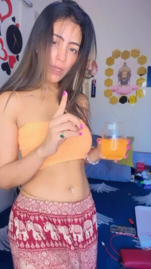 Noor Malabika Instagram - 🧡
#random