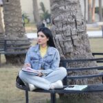 Noor Mazen Instagram – شلونكم ويه الدراسه؟🤔

#خان_الذهب_البداية 
#عذراء
#نور_مازن | #noor_mazin