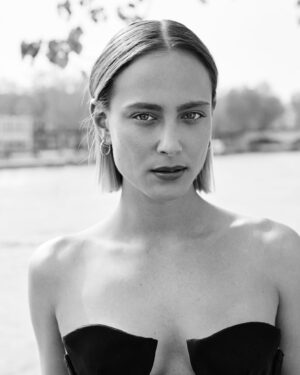 Nora Arnezeder Instagram - @sylviecastioni @melaniebrault_ @heroeshair @muabylity