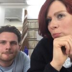 Nora Tschirner Instagram - ANZEIGE (vonne Wasserlinienschutzpolssei) So, Leute. Geht weiter. Alte Klein-Biddenbacher Weisheit: “Auf EINEN Tutohriel kann man nich stehn”. Wer Power-Wolljem sagt, muss auch Wau-Effekt sagen. (Memo von Claudi an sich selbst: “Nächstet Mal ruhisch ma hochkant ausprobieren, och wegen den Nicolay halber, vonne Jesischtshälfte her.”) Heute wieder 20:15 TNT Comedy, merkta selber. #arthursgesetz #bihaindeßiens @maskenbildner_studio @cristinadorego