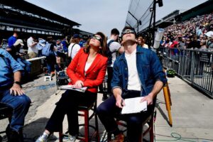 Norah O'Donnell Instagram - We’re less than 15 minutes away from totality here and the scene here is incredible…the next total solar eclipse with a coast-to-coast path similar to this will be 2045. We’re starting to see the light dim and breeze come in…join our @cbsnews special now as Indianapolis approaches the total eclipse! #eclipse