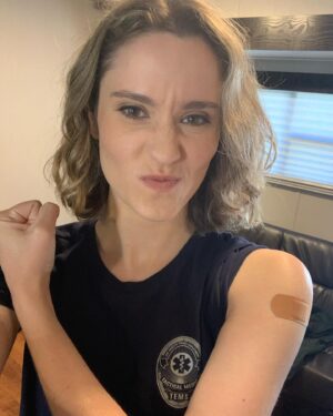 Norma Kuhling Instagram - SO GRATEFUL TO BE VACCINATED. Thank you to everyone distributing the shots. I had the coolest nurse. You guys are heroes.