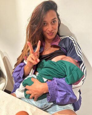 Noua Wong Instagram - The Cool kids 😎😎
Passei só pra dizer boa noite que já são umas 5 da manhã de certeza 
#momlife #loving #inlove #coolkids