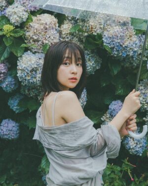 Nozomi Hanayagi Instagram - 梅雨☁️☔️

ひっっさしぶりの作品撮りで
虫に刺されまくったけど
楽しかったな〜〜

昔から本当に刺されやすい
A型なのになぜ( ¯ࡇ¯ )