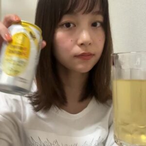 Nozomi Hanayagi Instagram - ゲリラハイボールライブ🍻

#はなやぎジョッキ