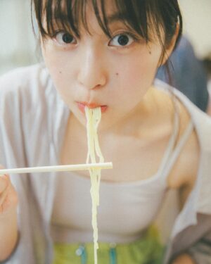 Nozomi Hanayagi Instagram - 町中華で友達と昼飲みしたい🍜🥟
絶対最高だよね〜〜🍻