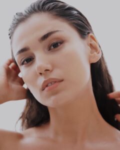 Actress Nur Berfin Çiroğlu HD Instagram Photos and Wallpapers May 2024