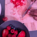 Nura Habib Omer Instagram - Niemand liest mehr captions..nur Sex bots am kommentieren 😅 Abdul xls skyofogn e ykdkdoxoxk de Lene flylyndldld Emsland f juckt niemand