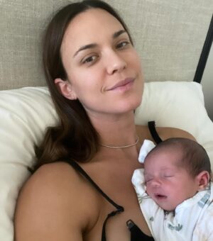 Odette Annable Thumbnail - 3 Likes - Most Liked Instagram Photos