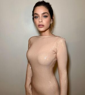 Odeya Rush Instagram - Thanks for having me last night @vanityfair  peace and love :D !!