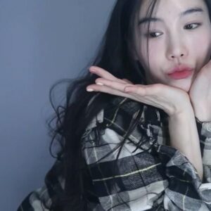 Oh Ji-yeon Instagram - 🧡🧡🧡🧡🧡