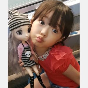 Oh Ji-yul Instagram - #오지율 #아역배우 
.
.

눈부시게 좋은 날!!🤸

늘 눈을 살짝 가릴 정도의 앞머리를 
오랜만에 눈이 살짤 보일 만큼 잘라보았다!

.
.

#더글로리 #TheGlory #넷플릭스 #하예솔 #주니어모델 
#이상한변호사우영우 #Extraordinaryattorneywoo 🐬
#승리호 #SpaceSweepers #순이 #넷플릭스 #Netflix