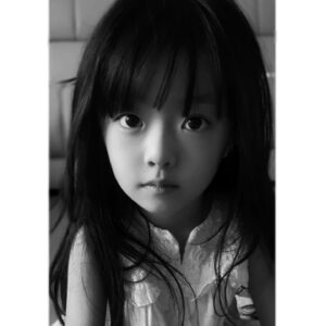 Oh Ji-yul Instagram - #오지율 #아역배우 #6살
.
.

승리호 촬영 할 때 즈음인 듯합니다!

자료 찾다가 발견한 6살 지율이.🍀

.
.

#귀염뽕짝원정대 #노사연 #강진 #진성 #이수근 #우주소녀수빈
#조승원 #서지유 #황민호 #오지율 #아역배우 #키즈모델 
#더글로리 #TheGlory #하예솔 #승리호 #SpaceSweepers