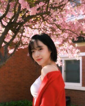 Oh Se-eun Instagram - 📸👀🌸
.
.
.
.
.
.
.
#필름스냅 #삼각지 #ootd #instadaily
