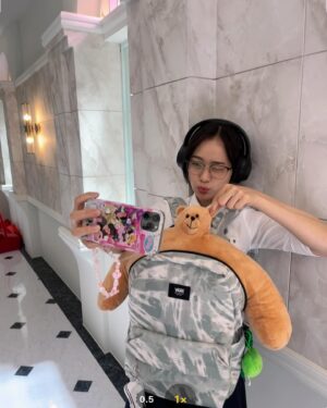 Oh Se-eun Instagram - 재형이가 그렇게 매력쟁이 라는 소문이 (소근소근)👀
다들 피라미드 게임 정주행 하러 가자구우우~~🫶🩵