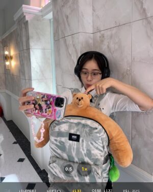 Oh Se-eun Instagram - 재형이가 그렇게 매력쟁이 라는 소문이 (소근소근)👀
다들 피라미드 게임 정주행 하러 가자구우우~~🫶🩵