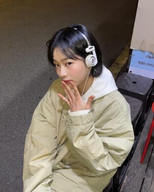 Oh Se-eun Instagram - 봄이 왔나봐••