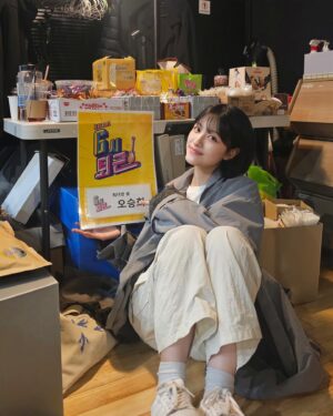 Oh Seung-hee Instagram - ⠀ 
귀언사언님, 일용할 양식을 주심에 감사합니다(ᵕ᷄≀ ̠˘᷅