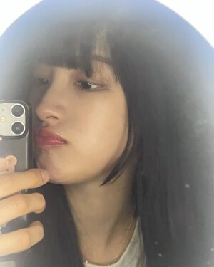 Oh Seung-hee Instagram - ⠀ 거울은 이 일을 기억할 것입니다.