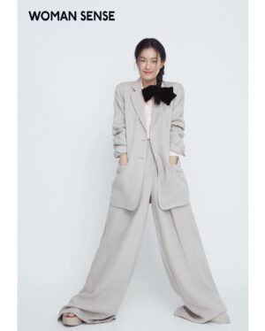 Ok Ja-yeon Instagram - 우먼센스 6월호🤍

@iwomansense 
Editor 송정은 
Photo 김외밀 
Hair @aluu_doeun 
Makeup @aluu_ssoo9242 
Style @ringring.studio