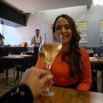 Olívia Ortiz Instagram - Hoje é um dia especial para a minha mana. Abre o seu primeiro espaço de estética e bem-estar em Viseu. Comemoramos juntas, com um jantar a duas, que regista esta data especial. ❤️🥂 Eu não podia estar mais orgulhosa e certa do sucesso que vai ser o @ortiz.beautystudio.