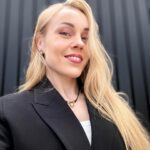 Olena Oleksandrivna Kucher-Topolya Instagram – А так по очах і не скажеш, що максимум виходить поспати по 4 години на добу🙃

А як ви?