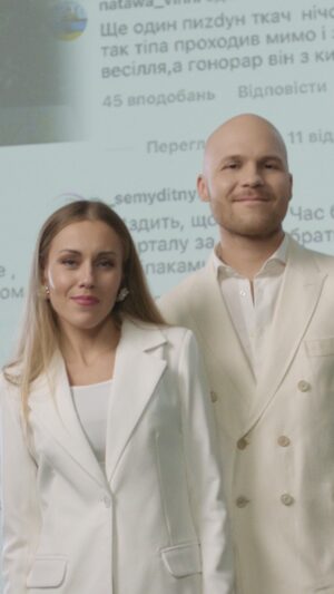 Olena Oleksandrivna Kucher-Topolya Instagram - Хейтіть нас, якщо хочете, але й не забувайте донатити.
Новий збір на потреби 101 ОБрО ГШ, 3 батальйону ЗСУ відкрито. Зараз «на нулі», все дуже складно, серед жертв є мої знайомі.
Серед термінових запитів: антидронова станція, спеціальні рації, зарядні станції, старлінк, генератор, спеціальні біноклі. Детальний звіт з чеками.
Усі донати від 300 грн. беруть участь у розіграші подарунківв прямому ефірі, коли збір буде закрито.
!!! Увага !!! Залишайте свій номер телефону / TG у спеціальному полі або кидайте скрін з оплатою @darwinvlad в дірект.
Подарунки:
🔹сертифікат на відпочинок для двох у @equides_club 
🔹2 еко-каміни @vechir.ua 
🔹лофт-стелаж @uhlmashloft з доставкою по Україні
До всіх подарунків — наша листівка з особистим побажанням.
Не буває маленьких донатів. Хлопцям наша допомога вкрай важлива!
P.S. 1400 грн. з попереднього збору зараховується у цей.