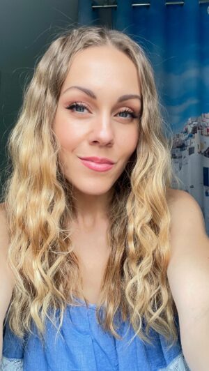 Olena Oleksandrivna Kucher-Topolya Instagram - Важливе питання:)
Потребую вашої допомоги)
