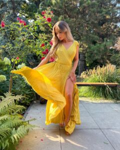 Actress Olga Bednarska HD Instagram Photos and Wallpapers September 2023