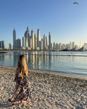 Olga Bednarska Instagram - Habibi come to Dubai🐪🌅