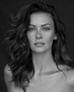 Olga Fonda Instagram - 🖤 Great working with @jackguyphotography