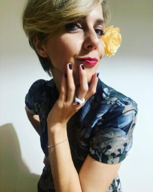 Olga Shelest Instagram - Blooming in the night🌼