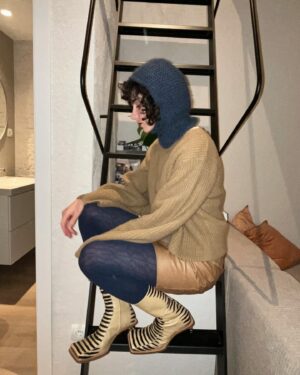 Olivia Delcán Instagram - 🌛🧶