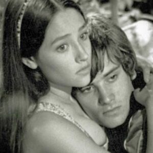 Olivia Hussey Instagram - #tbt To the balconyscene in Romeo&juliet and the long nights shooting to film it😂❤️🙏💫🙌🥰