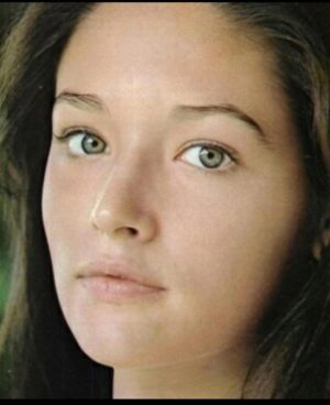 Olivia Hussey Instagram - #tbt once again..to the no make up days😂😂#fun#nomakeup#longhair#tbt#memories#photoshoots#instagood❤️🙏