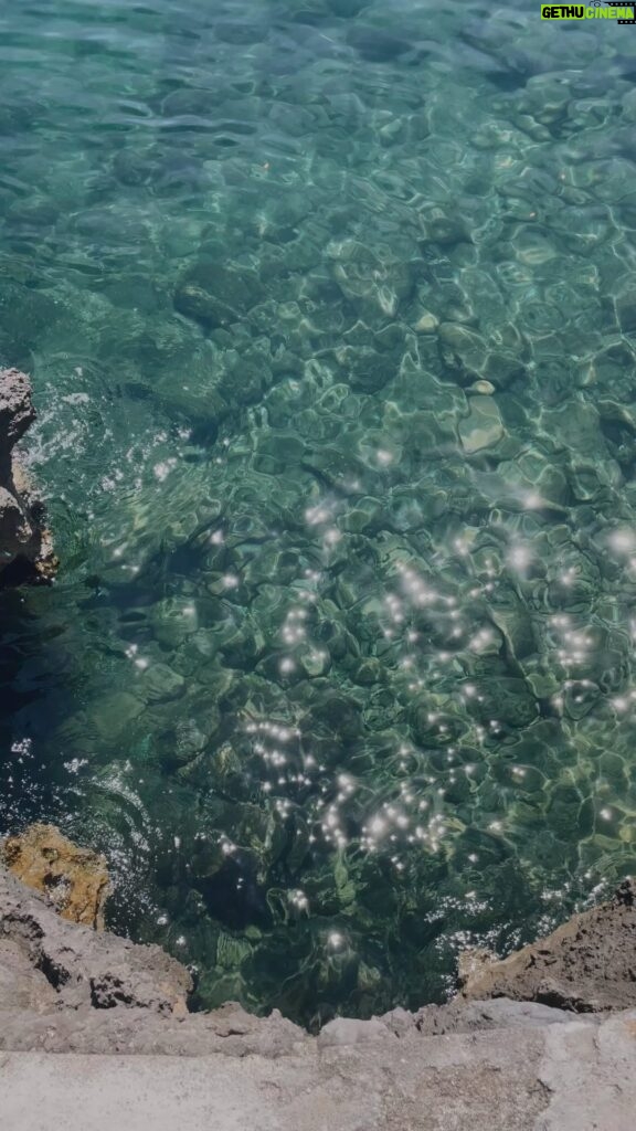 Olivia Morris Instagram - Over the Adriatic #HotelPortofino3