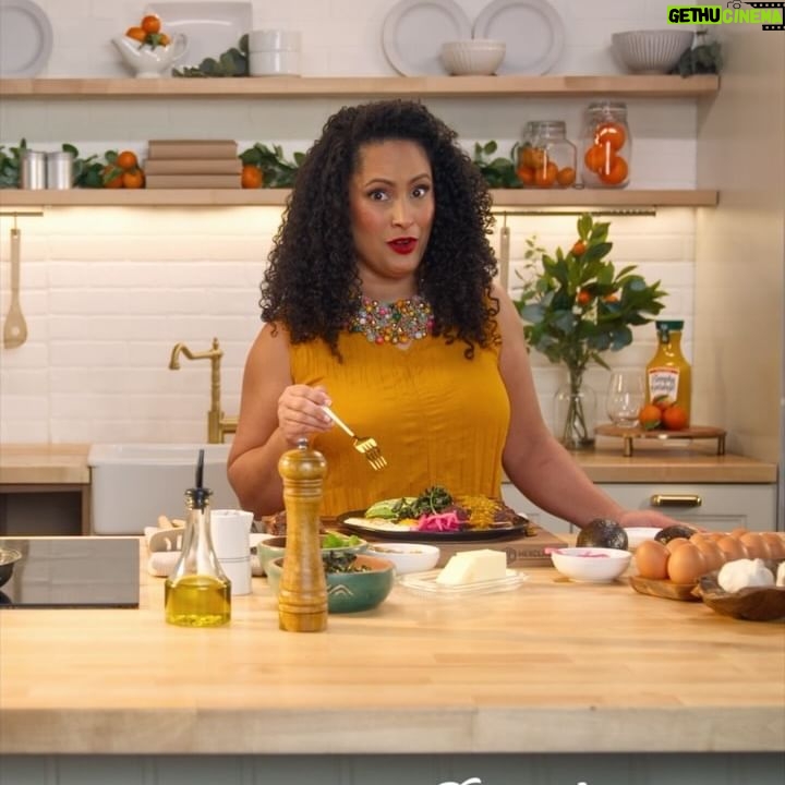 Omallys Hopper Instagram - Sizzling good! 🥩🍳 #sponsored @cooking_con_omi puts her elevated brunch twist on ‘Curry in a Hurry’ with @SimplyBeverages OJ. Swipe for the full ‘Steak & Eggs with Orange Curry Sauce’ recipe and watch #NextLevelChef Thursdays at 8/7c on FOX!