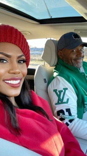 Omarosa Manigault Instagram - On our way to Christmas Service! Pastor and Lady O!